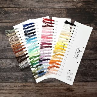 🌈 68 odstínů příze Jeans – všechny na jednom místě! Hledáte tu pravou barvu pro svůj projekt? S naším vzorníkem příze...